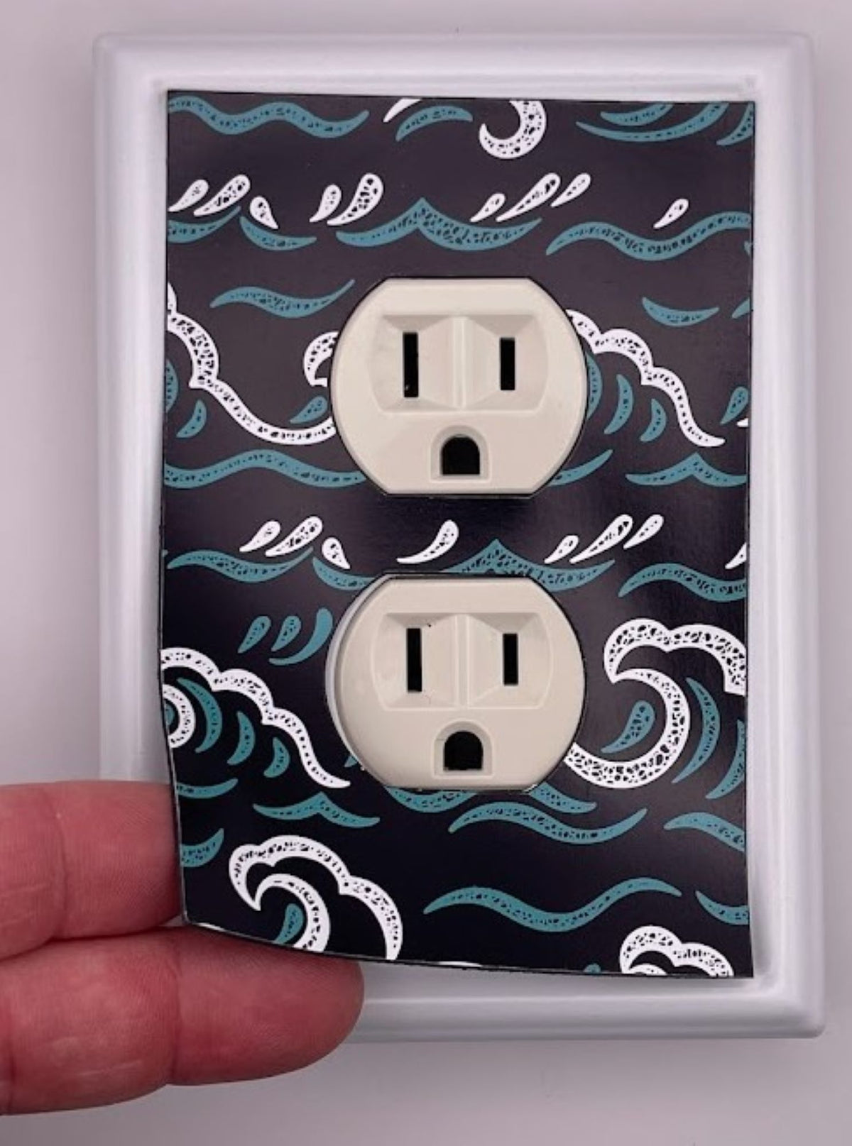 Blue Waves Decorative Magnetic Insert