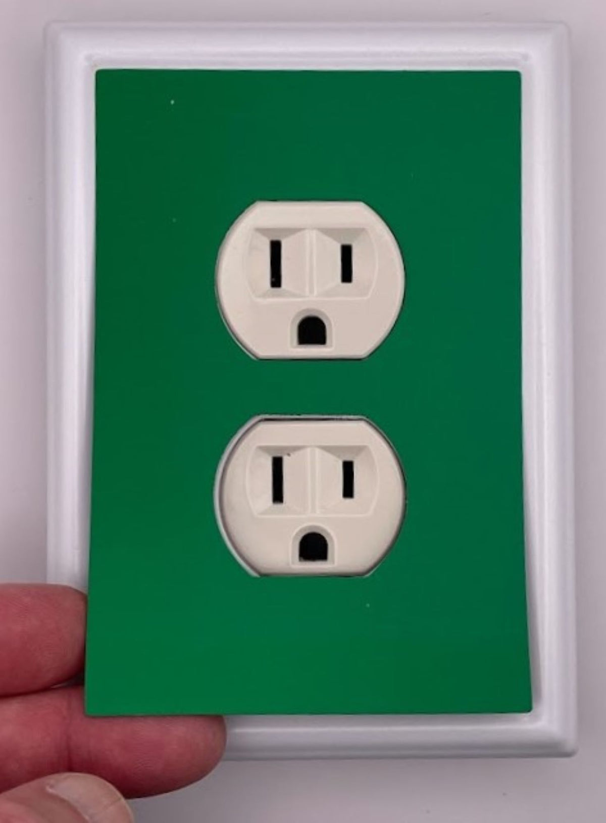 Solid Green Decorative Magnetic Insert