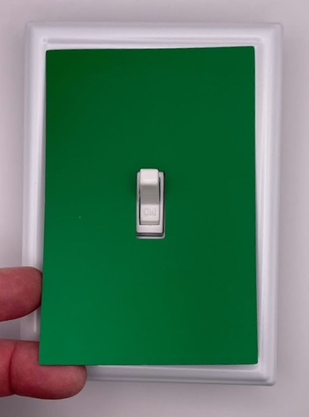 Solid Green Decorative Magnetic Insert