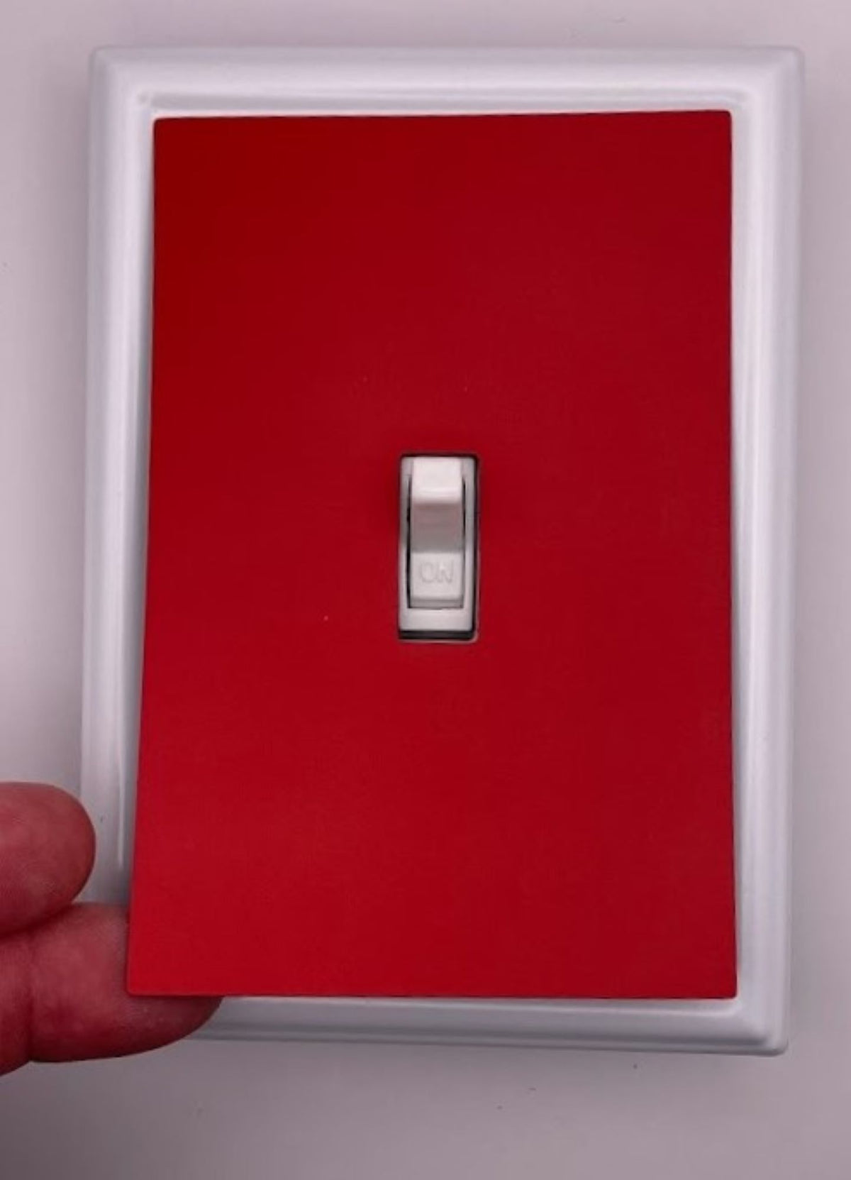 Solid Red Decorative Magnetic Insert