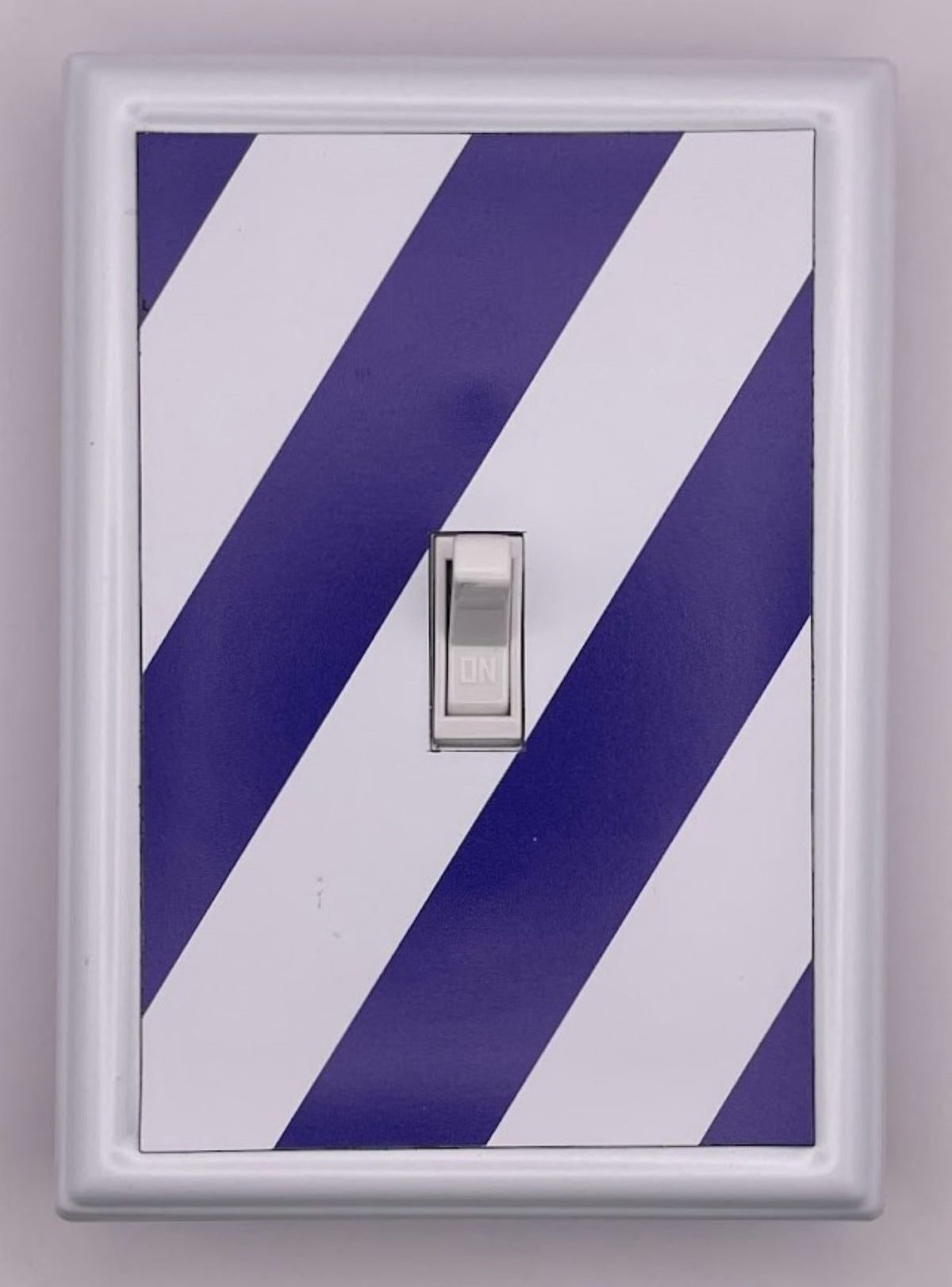 Periwinkle Stripes Decorative Magnetic Insert
