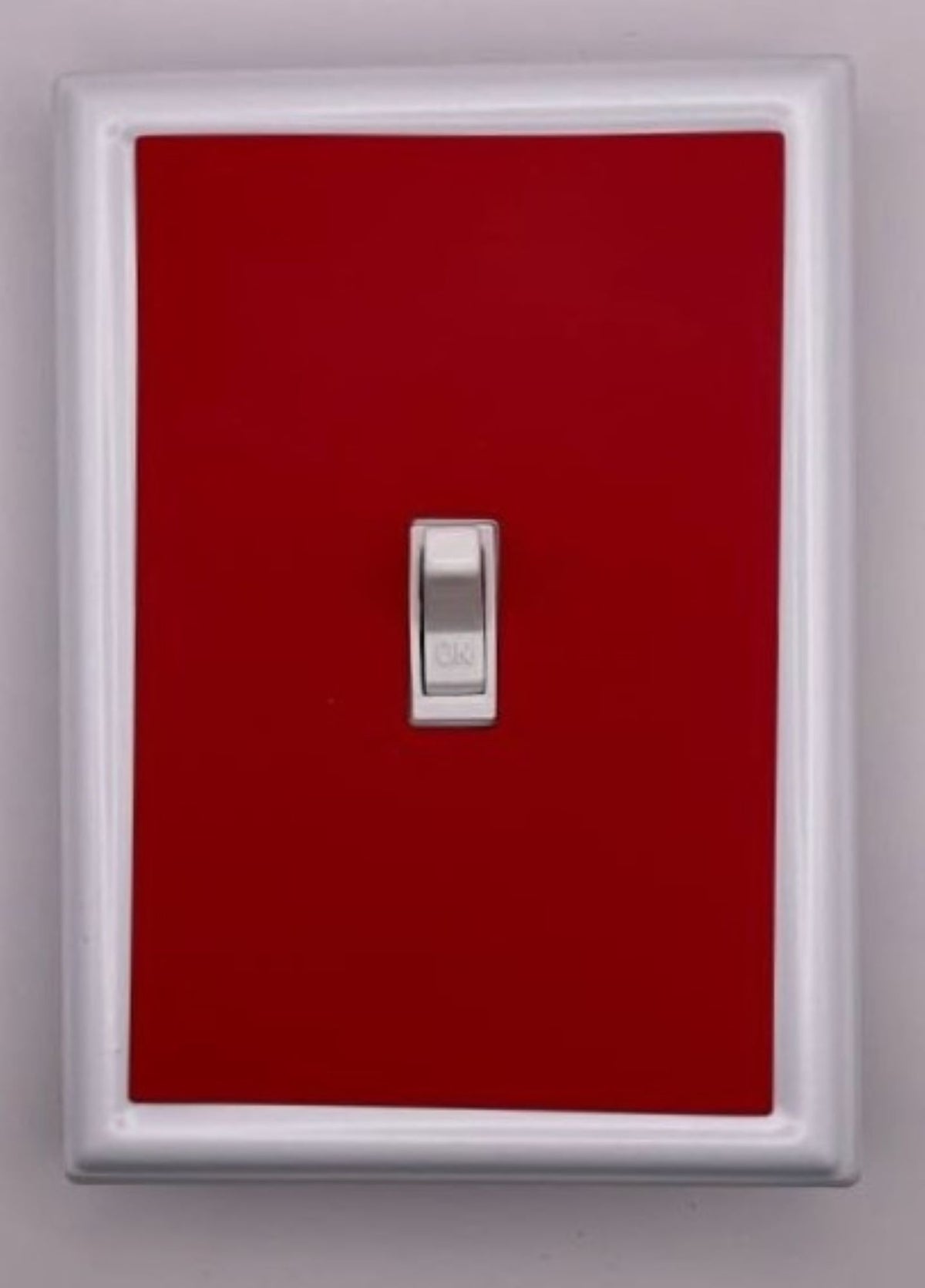 Solid Red Decorative Magnetic Insert