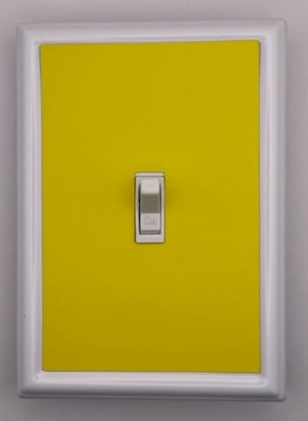 Solid Yellow Decorative Magnetic Insert