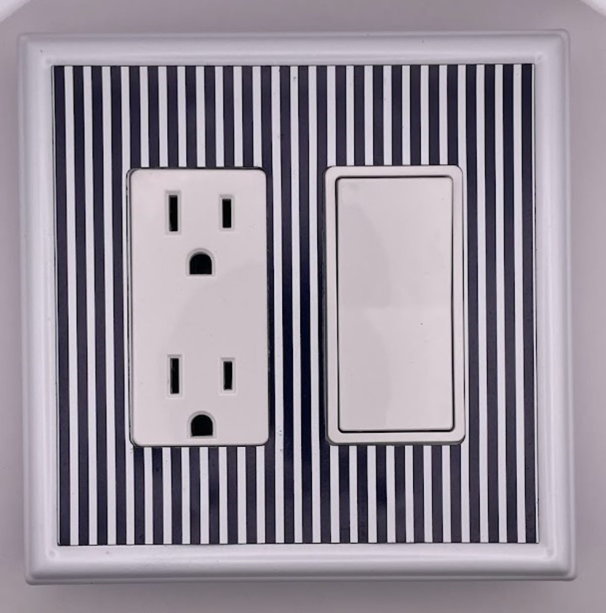 Blue Stripes Decorative Magnetic Insert